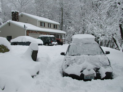 One of the many times I had to dig out winter 2008.